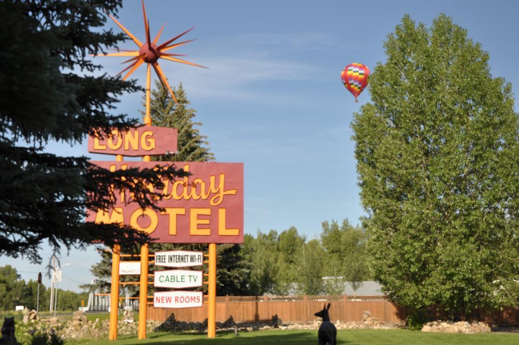 Long Motel